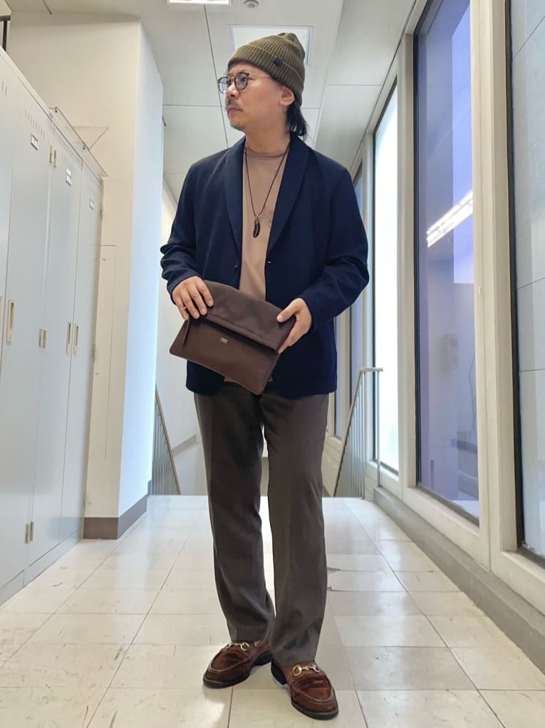 MAKOTO AIさんの「TAKEO KIKUCHI｜【尾州織】ショールカラー カーディガン」を使ったコーディネート