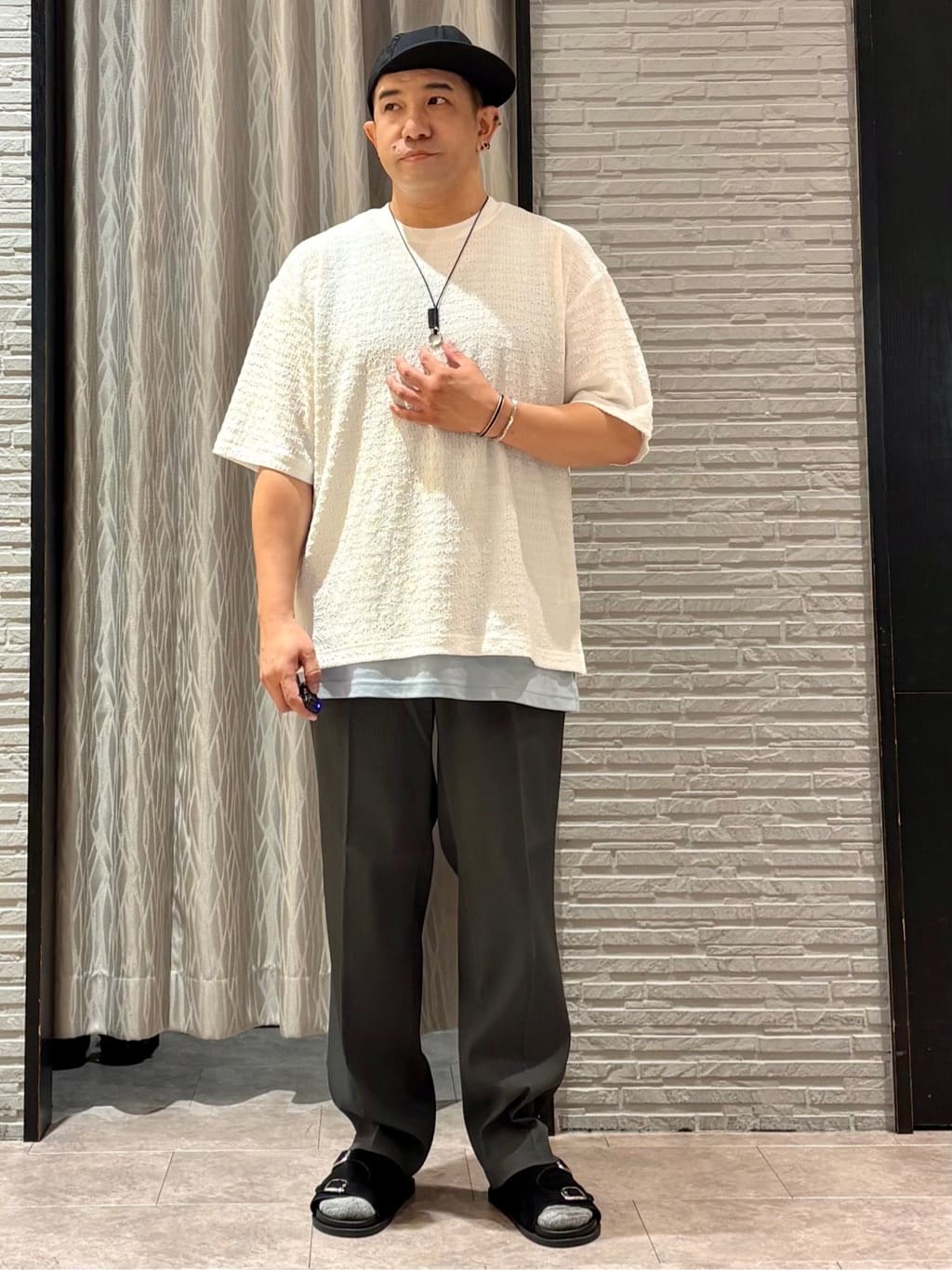 Pーyamaさんの「THE SHOP TK｜楊柳ボーダー半袖Tシャツ【洗濯機OK】」を使ったコーディネート