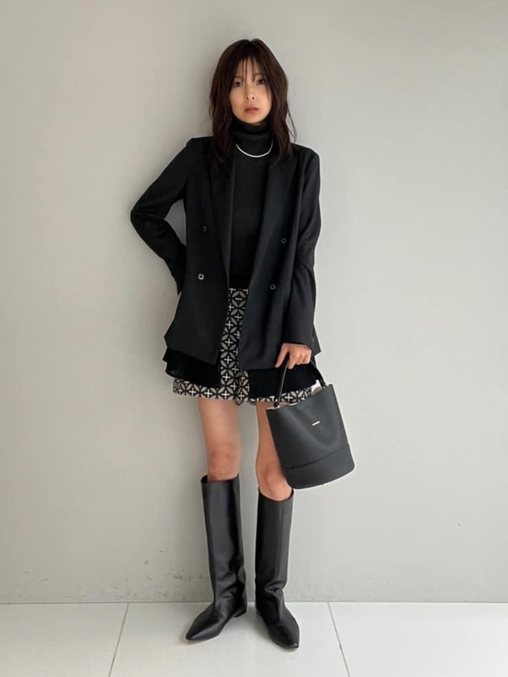 misaさんの「DRESSTERIOR｜オーバーラップサークルショートパンツ」を使ったコーディネート