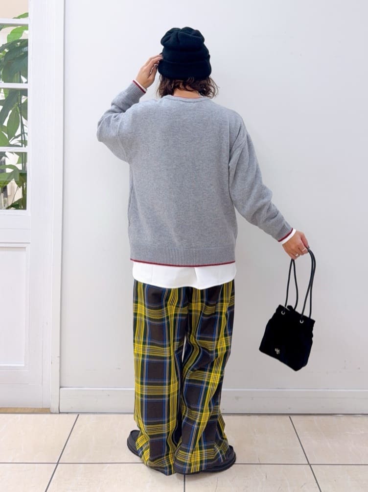 Osawaさんの「Dessin｜【洗える】ペイント風刺繍入り配色ラインニット」を使ったコーディネート