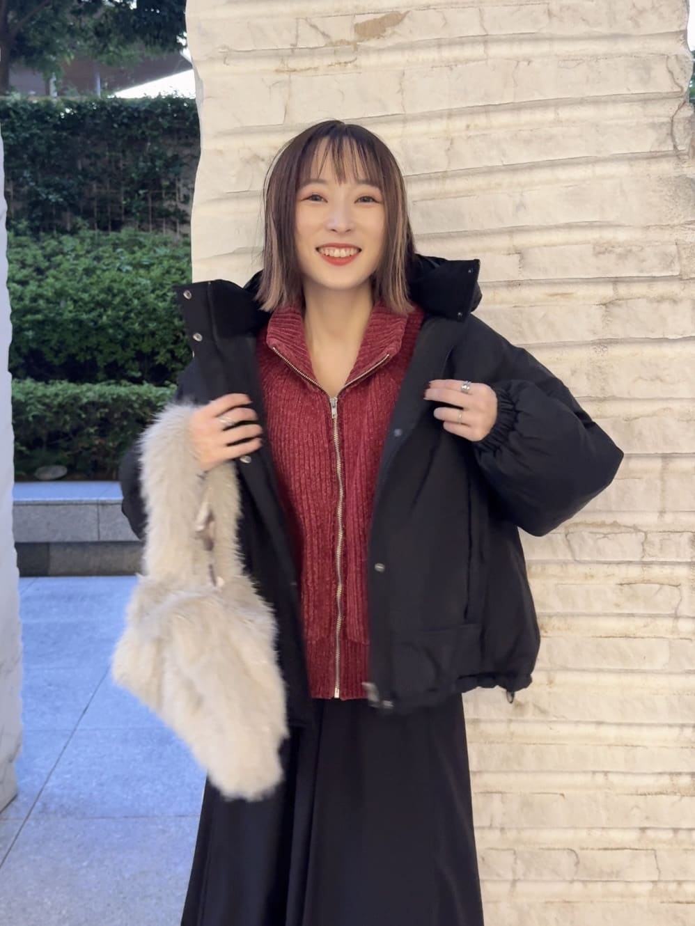 𝐜𝐡𝐢𝐤𝐚さんの「SHOO･LA･RUE｜【撥水/あったか】たっぷり着られる 中綿モンスターショートコート」を使ったコーディネート
