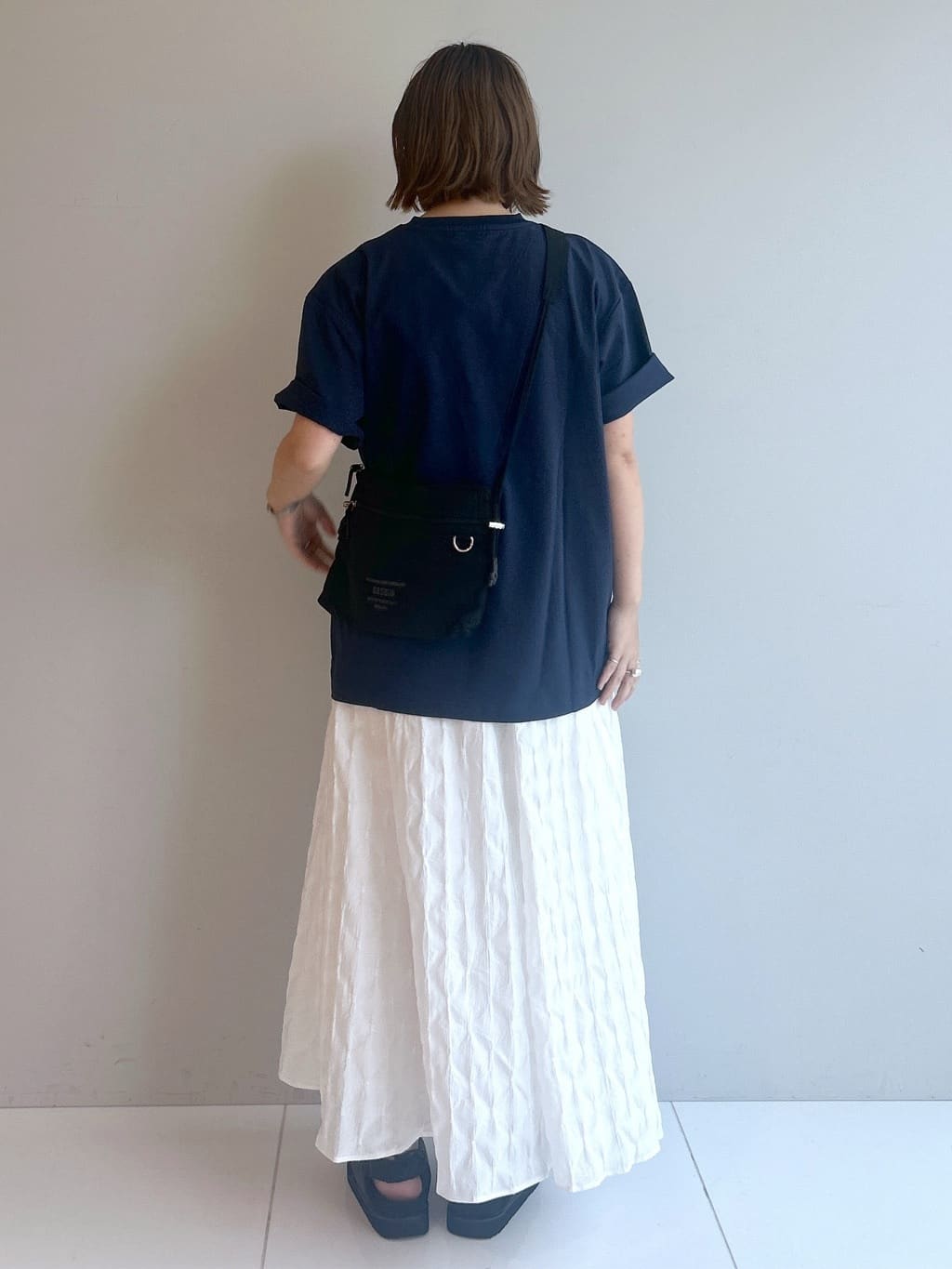 Hirokaさんの「Dessin｜ロゴ刺繍Tシャツ」を使ったコーディネート