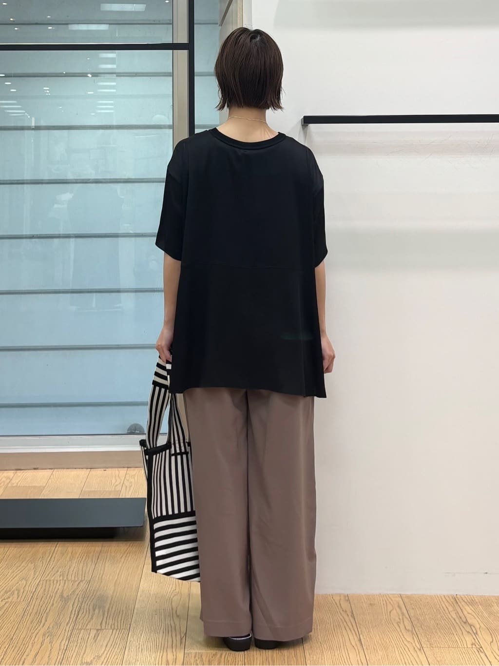 asamiさんの「INDIVI｜【バックシャン】デザインTブラウス」を使ったコーディネート