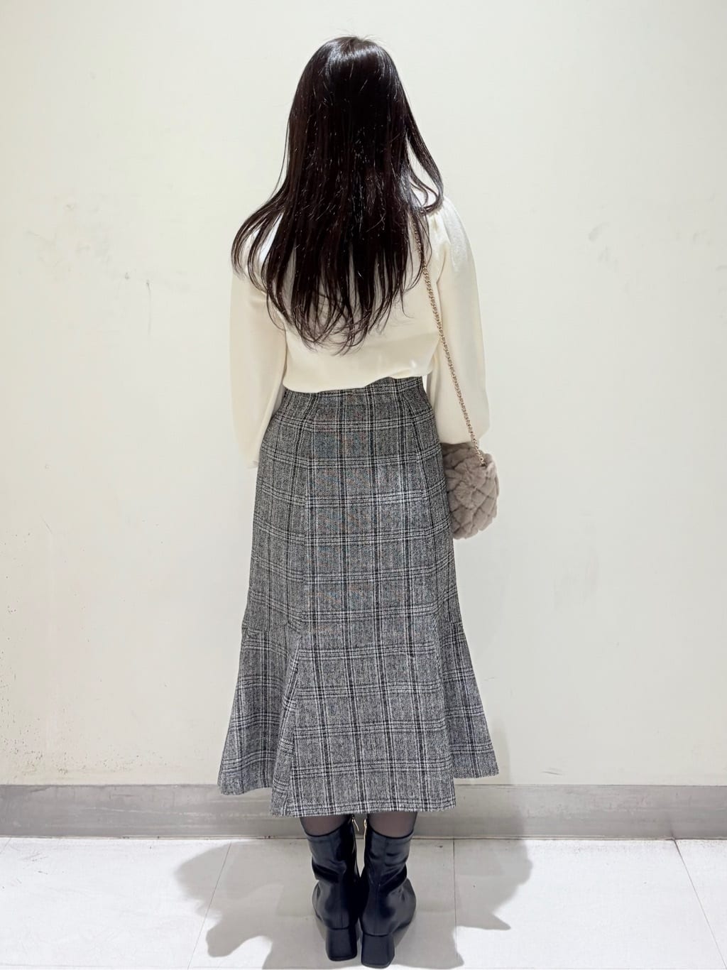 きみさんの「OPAQUE.CLIP｜フラワーモチーフハイネックニット【洗える】」を使ったコーディネート