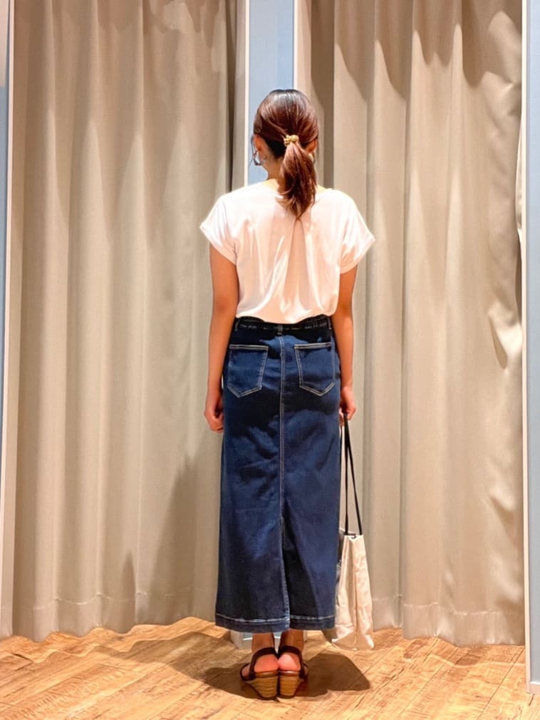 もんちゃんさんの「SHOO･LA･RUE｜」を使ったコーディネート