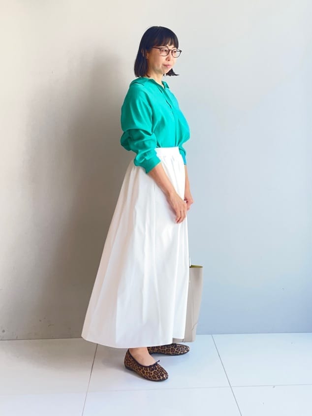 murayamaさんの「INDIVI｜【体型カバー／清涼感】シアーオーバーシャツ」を使ったコーディネート