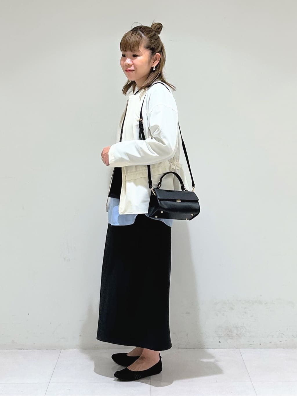 tsuyuさんの「INDIVI｜【コットン】シャツ切り替えカットソー」を使ったコーディネート