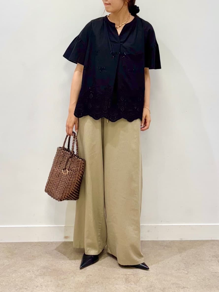 sakiiさんの「UNTITLED｜メタリックメッシュトート」を使ったコーディネート
