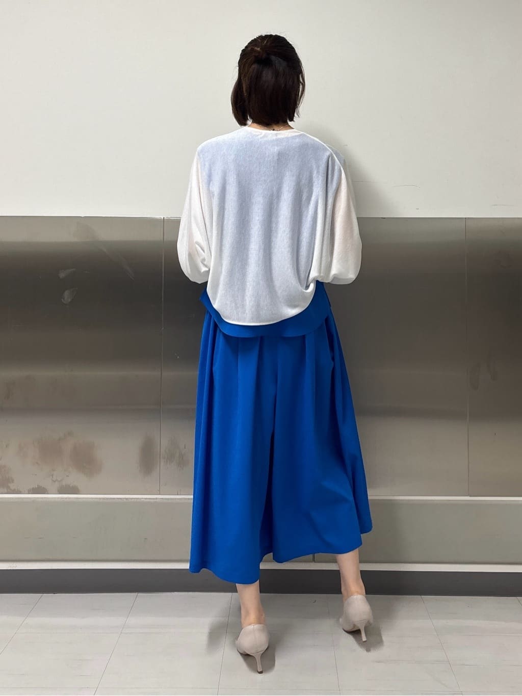 kanaeさんの「INDIVI｜【軽く羽織れる】ボレロカーディガン」を使ったコーディネート