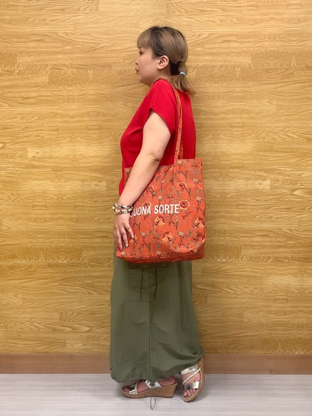 ぁむさんの「SHOO･LA･RUE｜【洗える/S-LL/ひんやり】さらりと好印象　総針フレンチスリーブニット」を使ったコーディネート