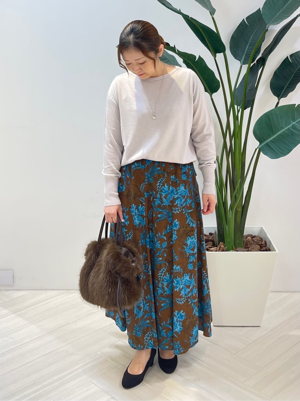 Tomoさんの「UNTITLED｜【8色展開/体型カバー】魅せるタイムレスニット」を使ったコーディネート