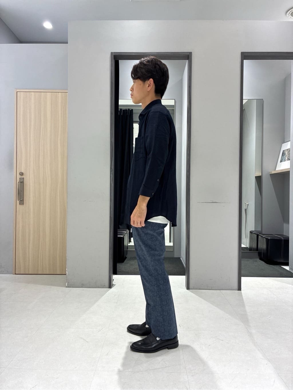 わいずみさんの「TAKEO KIKUCHI｜【抗菌防臭／5サイズ展開】ハイゲージポンチ Tシャツ」を使ったコーディネート