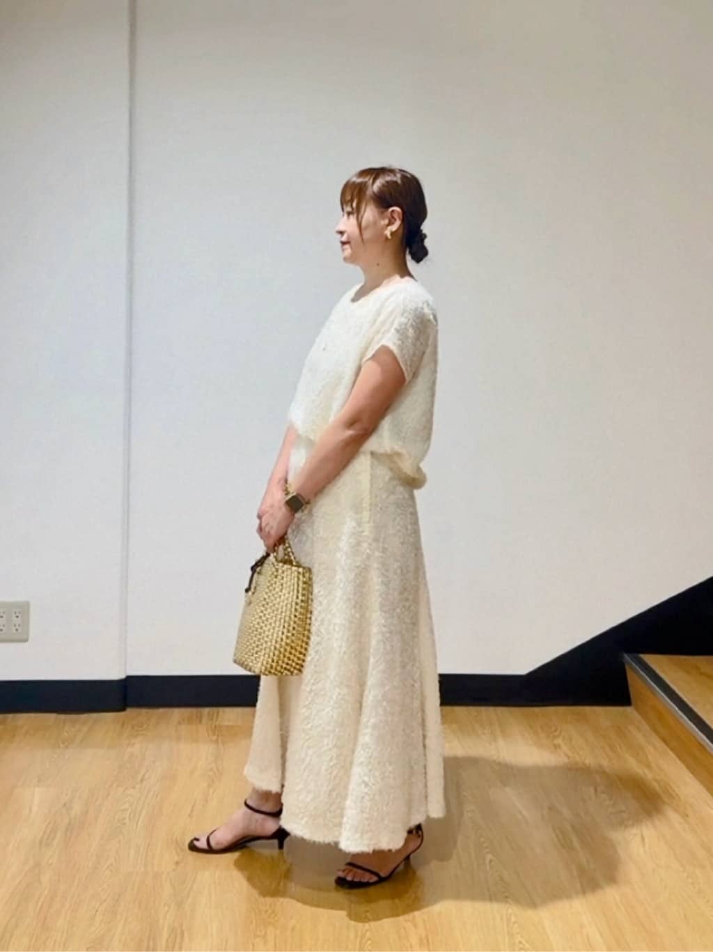 ʏᴜᴋɪᴋᴏさんの「UNTITLED｜【セットアップ可/洗える】フェザーフレンチスリーブブラウス」を使ったコーディネート
