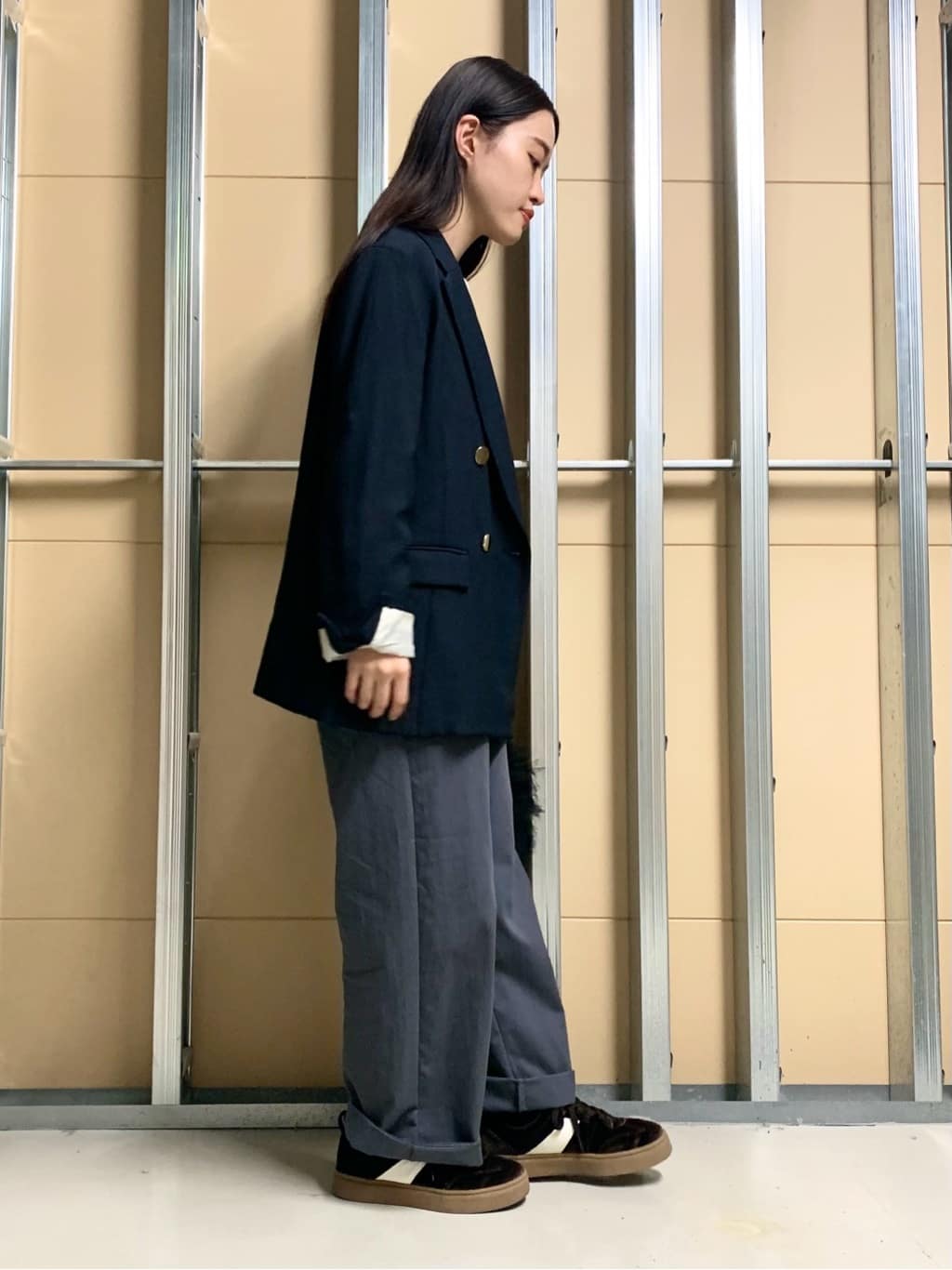 sahoさんの「THE SHOP TK｜【今羽織るなら】ダブルブレストジャケット【セットアップ可/洗える】」を使ったコーディネート