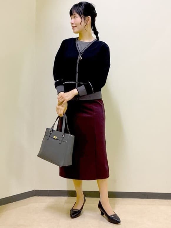  beni_gingerさんの「Reflect｜【WEB先行カラーあり／手洗い可／アンサンブル可】バイカラーカーディガン」を使ったコーディネート