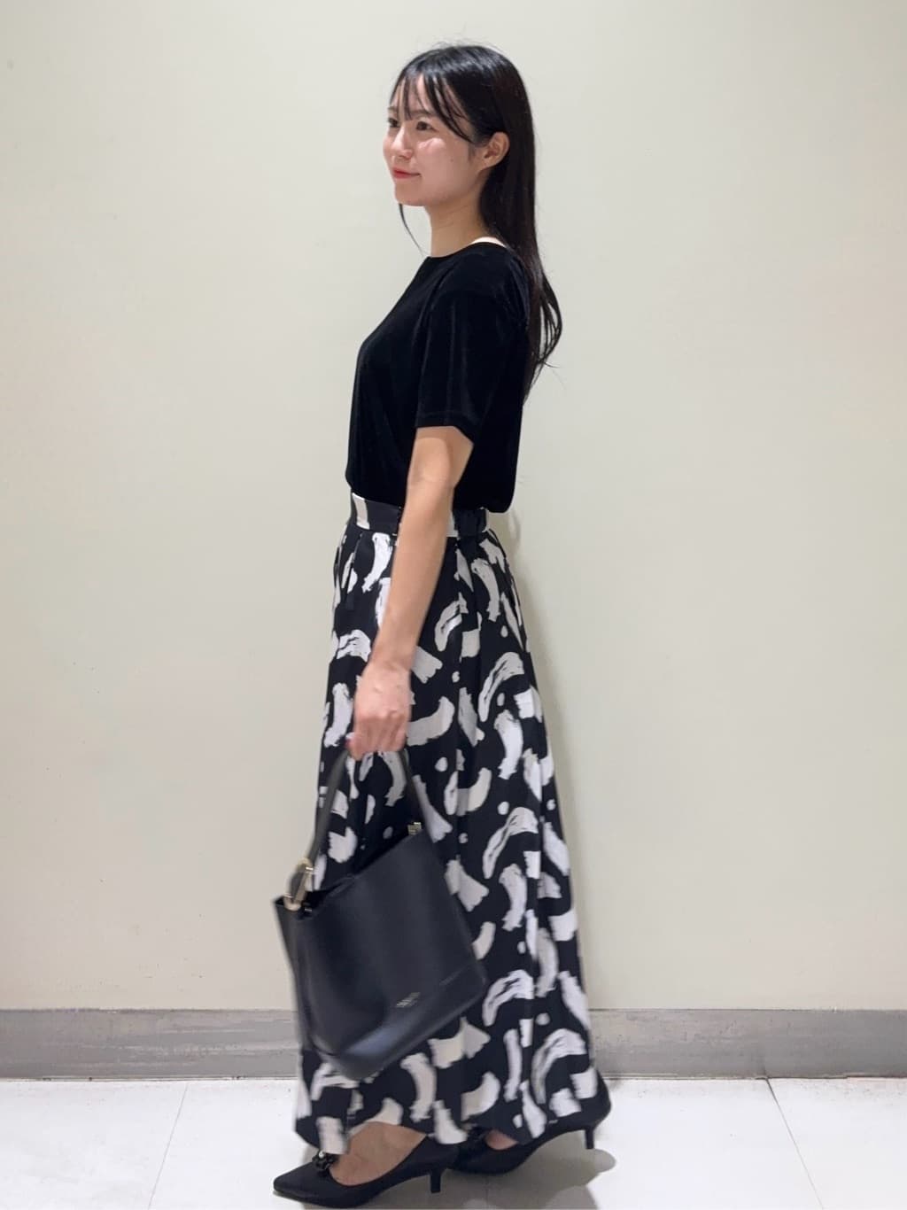 きみさんの「OPAQUE.CLIP｜フロッキーチュールTシャツ【洗濯機洗い可】」を使ったコーディネート