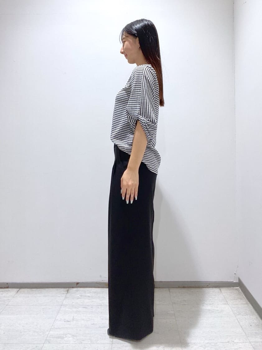 meiさんの「INDIVI｜【UVケア／吸汗速乾】凹凸素材ねじり袖トップス」を使ったコーディネート