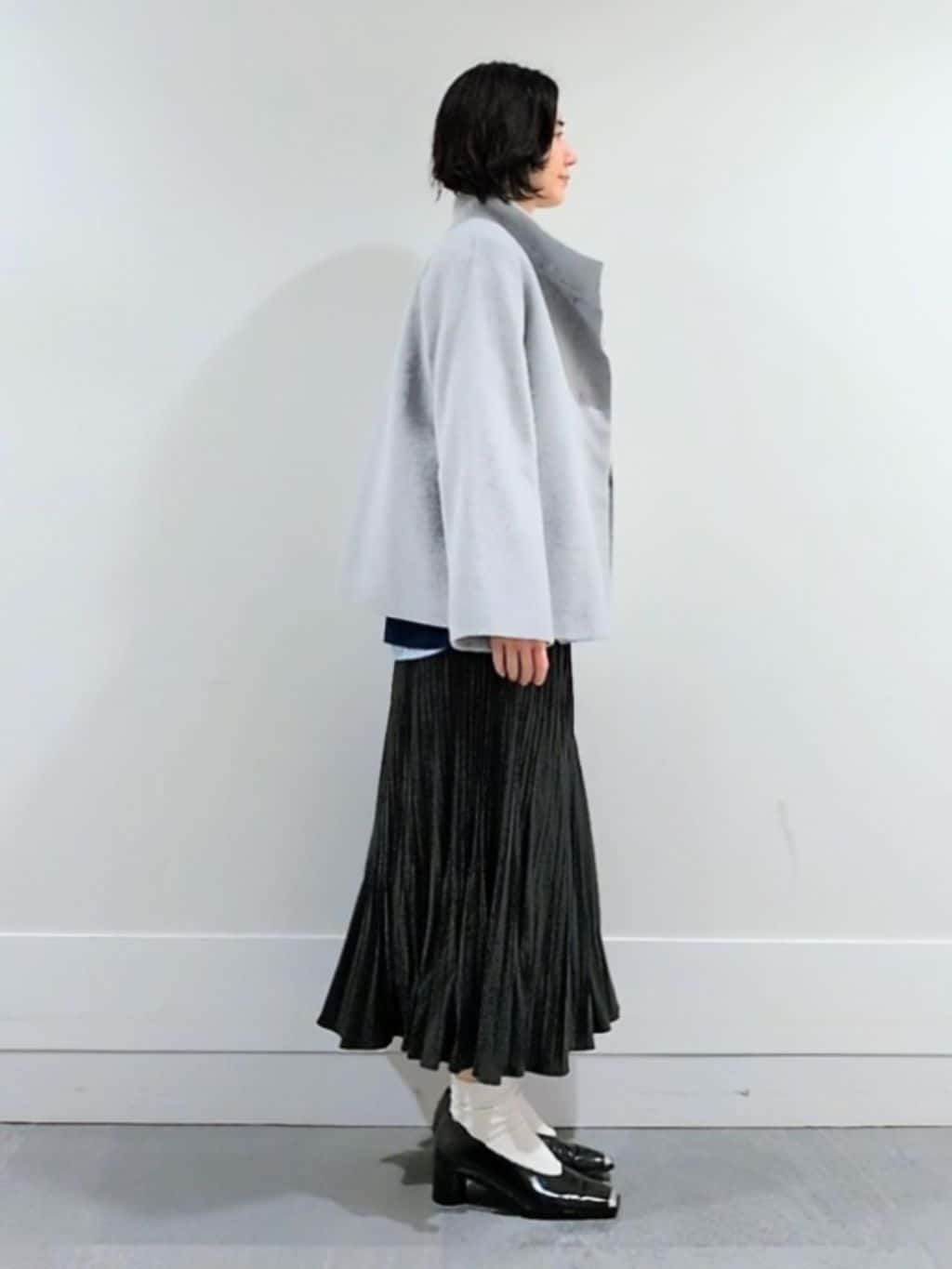 ミズタさんの「UNTITLED｜【8色展開/体型カバー】魅せるタイムレスニット」を使ったコーディネート