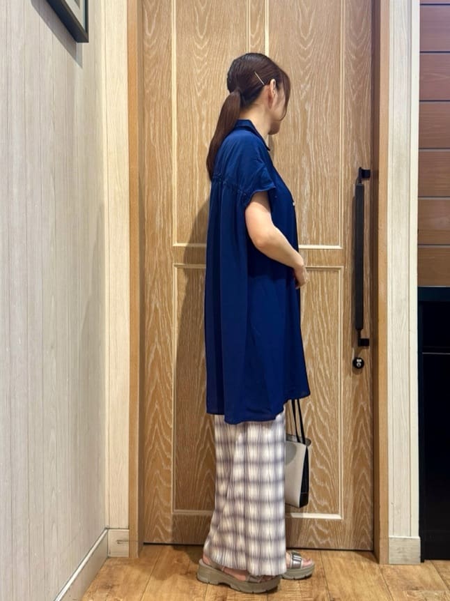 KAORIさんの「SHOO･LA･RUE｜【S-LL/体型カバー】さらりとしたタッチが心地よい バックギャザーブラウス」を使ったコーディネート