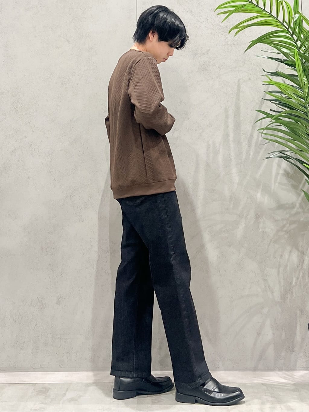 SHI-MAさんの「THE SHOP TK｜【無地に飽きた方へ】ふくれジャカードスウェット　洗濯機OK/6色展開/ユニセックスでおすすめ！」を使ったコーディネート