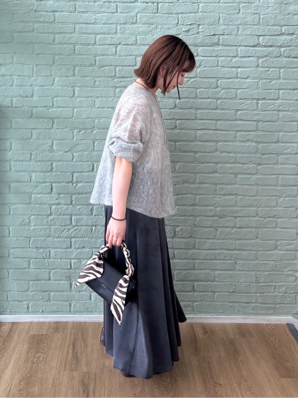 sakuさんの「INDIVI｜【キッドモヘヤ素材】ラウンドヘムニット」を使ったコーディネート