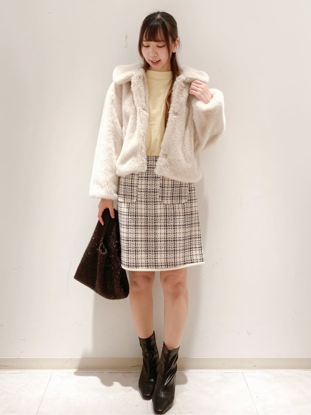 yurinaさんの「index｜ふんわりボトルネックパフスリーブニット【洗濯機OK】」を使ったコーディネート