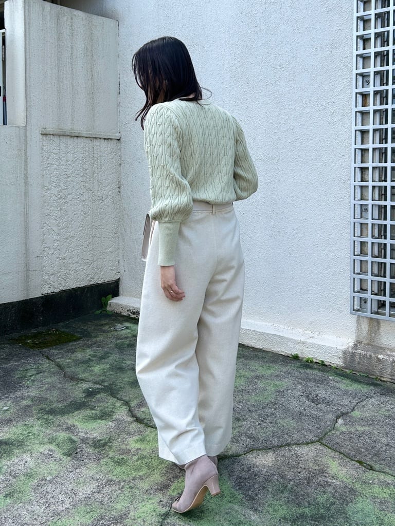 shinoさんの「Couture brooch｜【上品華やか・通勤】ラメツイード ワイドパンツ」を使ったコーディネート