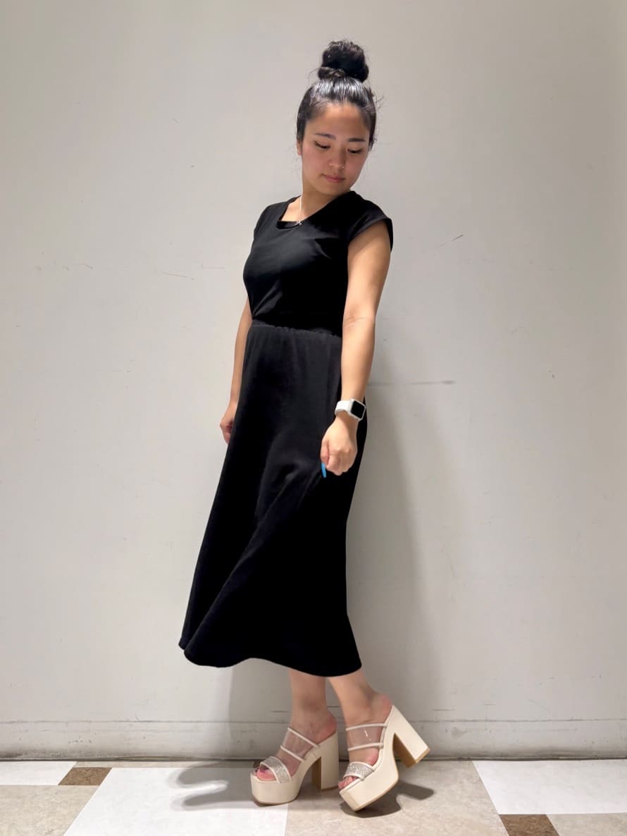 のはらっちょさんの「ESPERANZA｜【ラク盛り／サンダル】リピーター続出／脚長美脚　ミュールサンダル」を使ったコーディネート