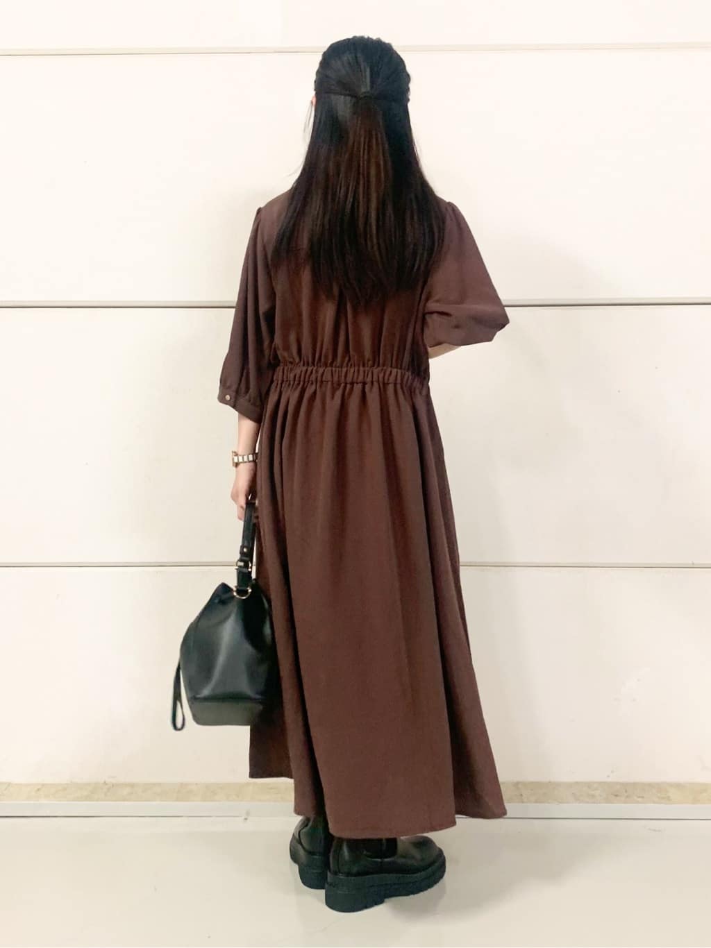 sahoさんの「THE SHOP TK｜5分袖シャツワンピース【防シワ/吸水速乾/UVケア/洗濯機OK】」を使ったコーディネート