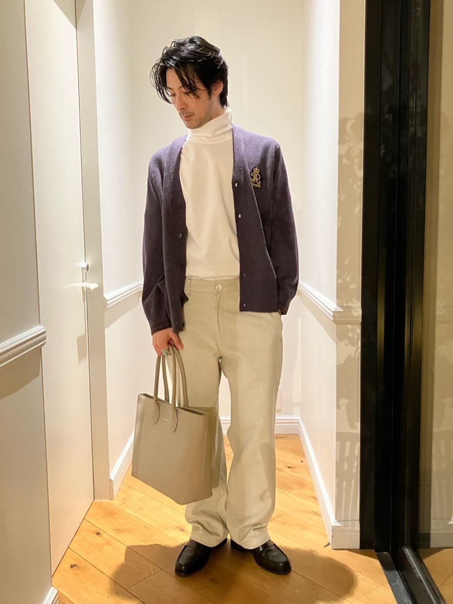 junyaさんの「DRESSTERIOR｜ウォッシャブル エンブレムカーディガン」を使ったコーディネート