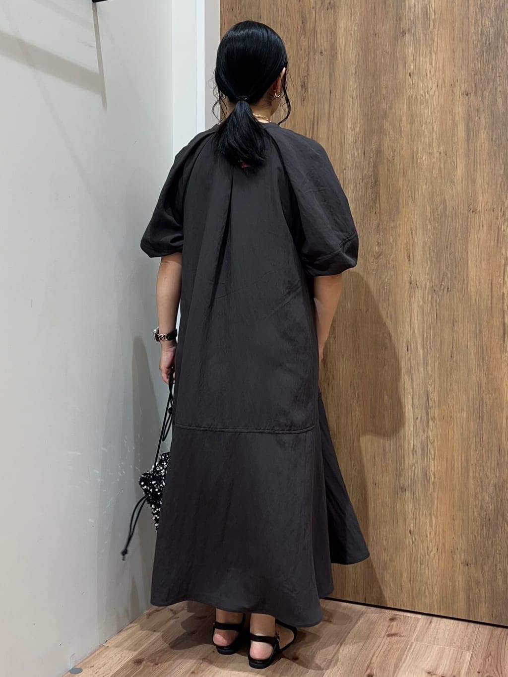 Reinaさんの「grove｜」を使ったコーディネート