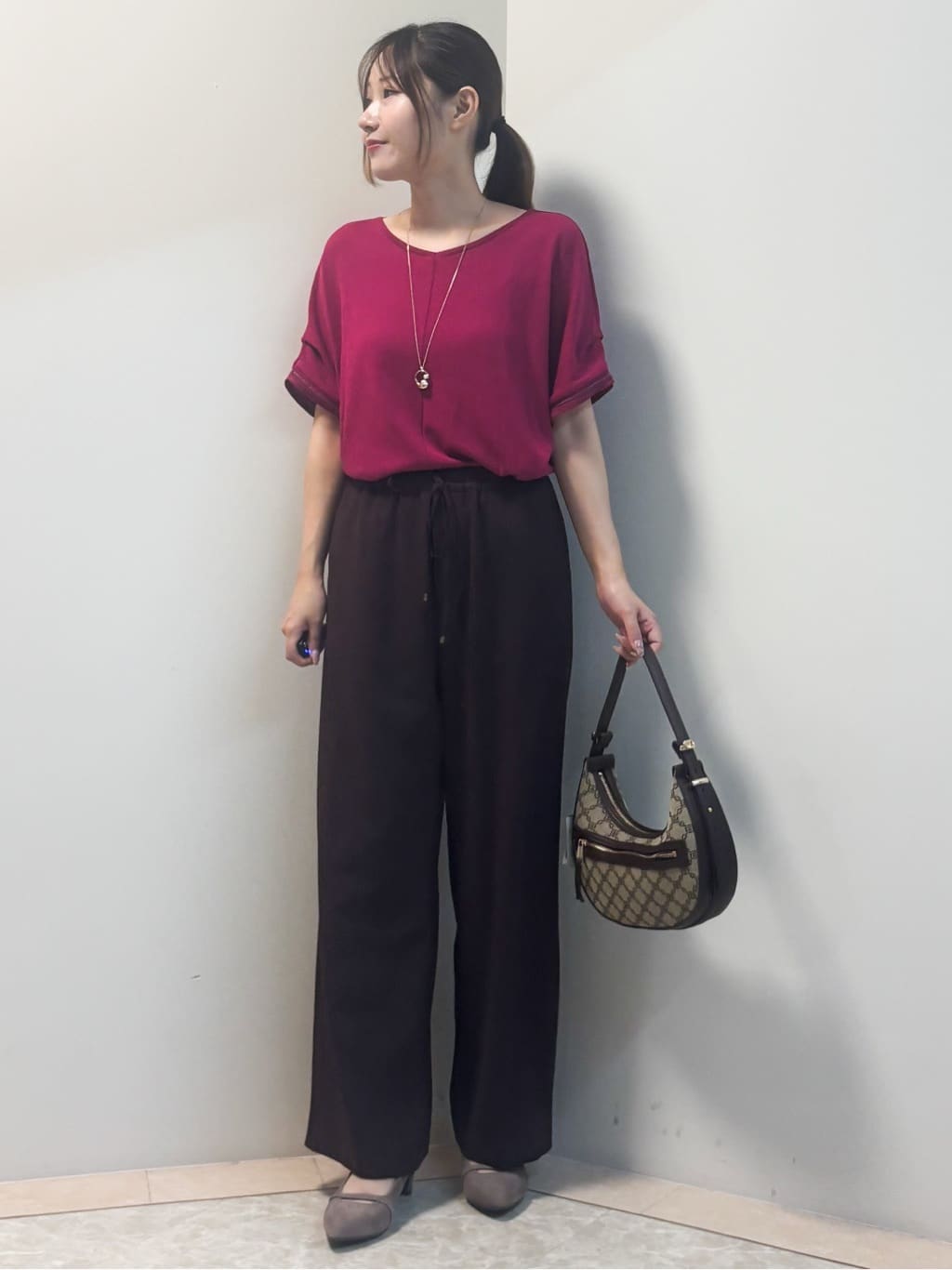 Sawaさんの「Reflect｜【寒暖差対策に◎／手洗い可／旅行や通勤に】フード付きシアーカーディガン」を使ったコーディネート