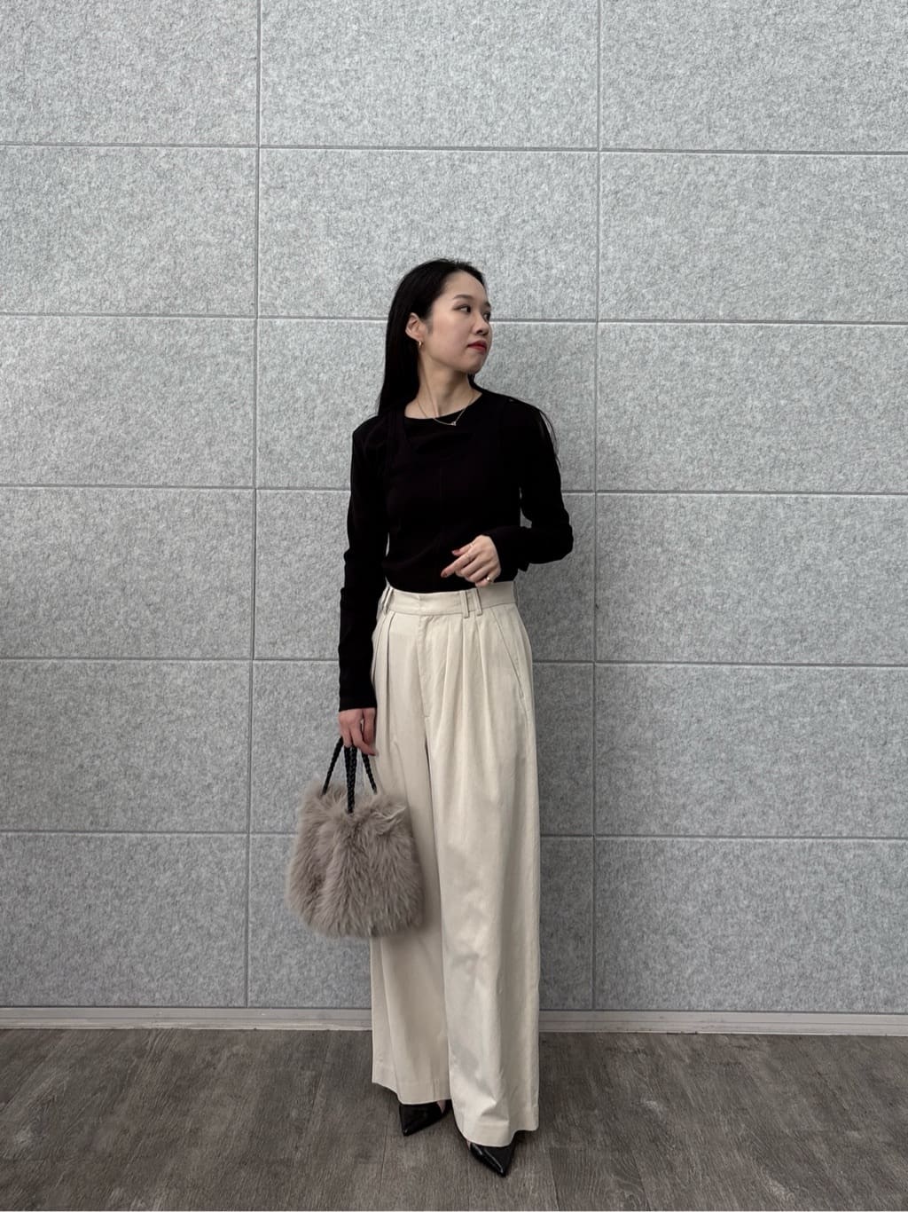 ひなさんの「INDIVI｜タンクレイヤーフライスカットソー」を使ったコーディネート
