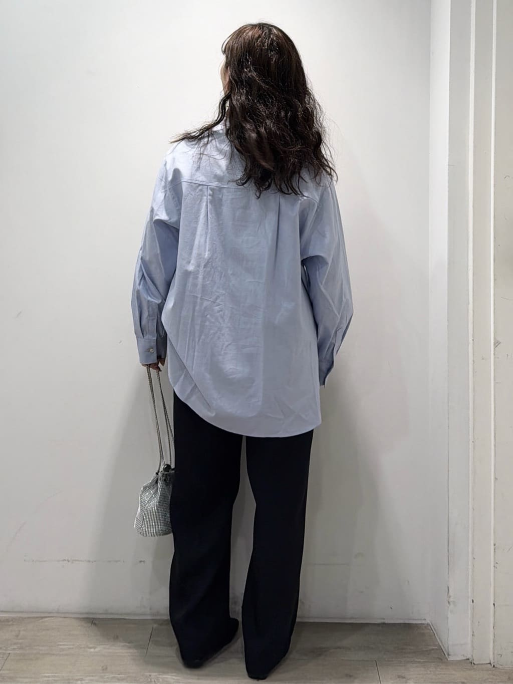 sumicaさんの「OPAQUE.CLIP｜バンドカラーシャツ【洗濯機OK】」を使ったコーディネート