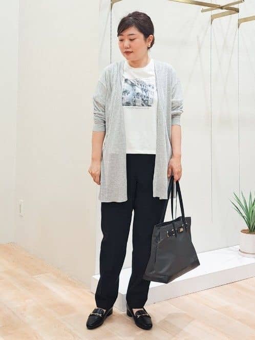 ふるさんの「grove｜キレイも動きやすさも　美脚見えハイパーストレッチパンツ」を使ったコーディネート