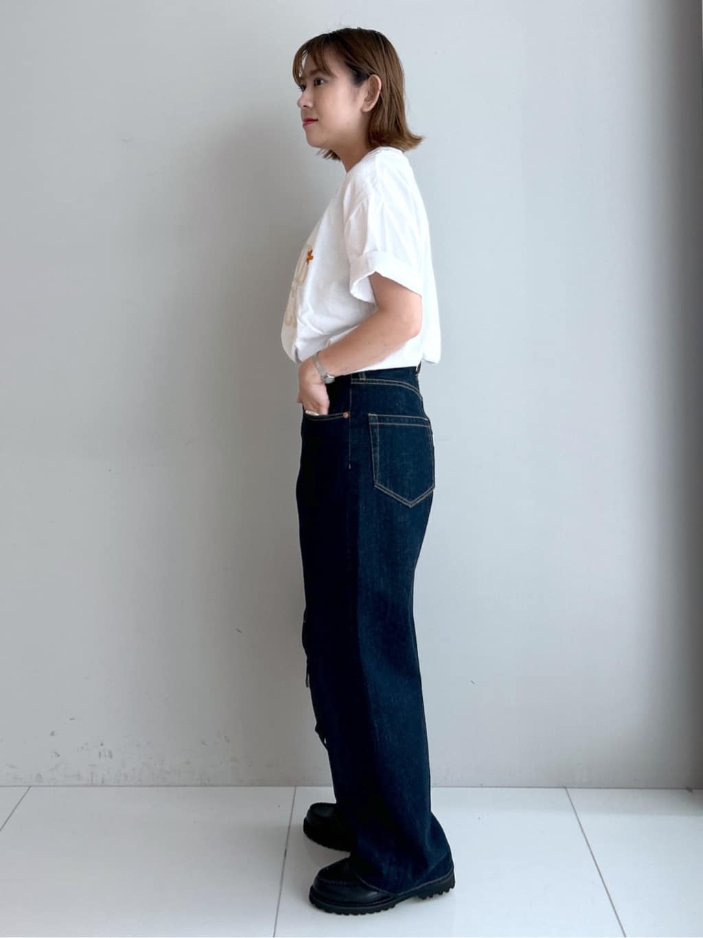Hirokaさんの「Dessin｜ロゴ刺繍Tシャツ」を使ったコーディネート