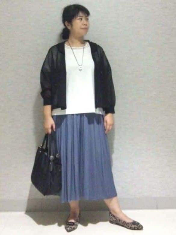 sakoさんの「Reflect｜【寒暖差対策に◎／手洗い可／旅行や通勤に】フード付きシアーカーディガン」を使ったコーディネート