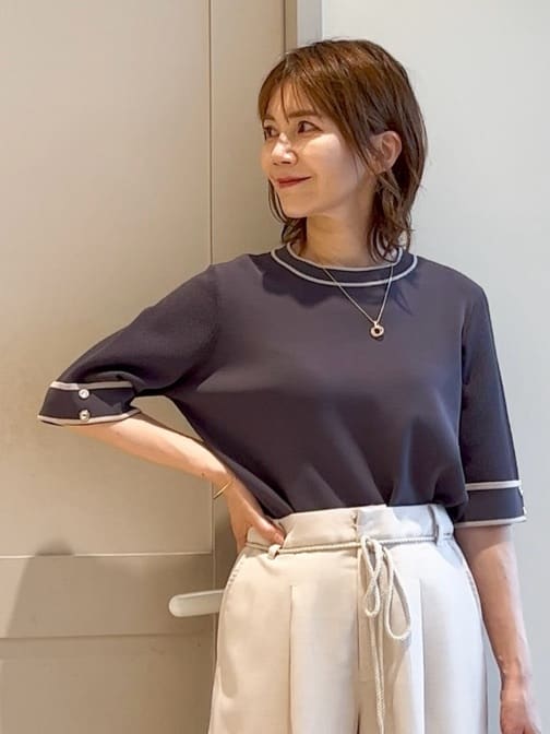 yamakoさんの「grove｜ロープベルトで差がつく 洗練リラックスパンツ」を使ったコーディネート
