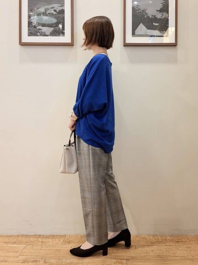 まあるさんの「SHOO･LA･RUE｜【高レビュー/SS-LL/美脚シルエット】すっきりきれい見え テーパードパンツ」を使ったコーディネート