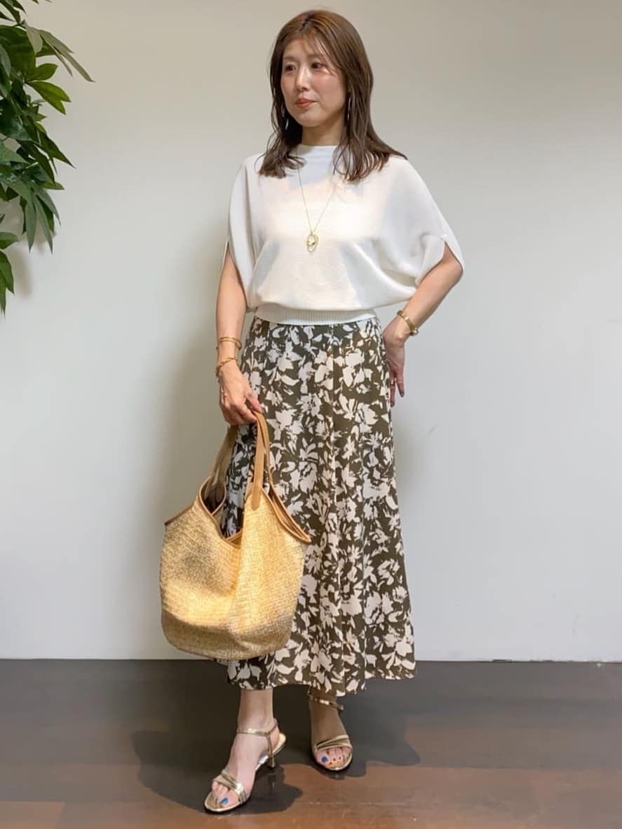 tomoさんの「UNTITLED｜◆ビッグトップネックレス」を使ったコーディネート