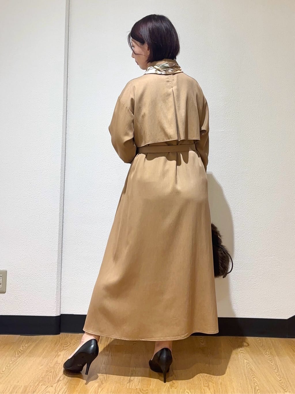 MIKIKOさんの「UNTITLED｜【前開きボタン/ベルト付/羽織シャツ/】2WAYトレンチ風ワンピース」を使ったコーディネート