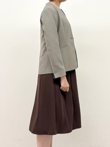 まいこさんの「INDIVI｜【洗える／通勤／スーツ】メランジストレッチ ノーカラージャケット」を使ったコーディネート