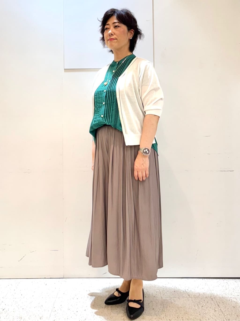 ヤスコさんの「Reflect｜【ウエストゴム仕様／長く着られる◎】スカーチョパンツ」を使ったコーディネート