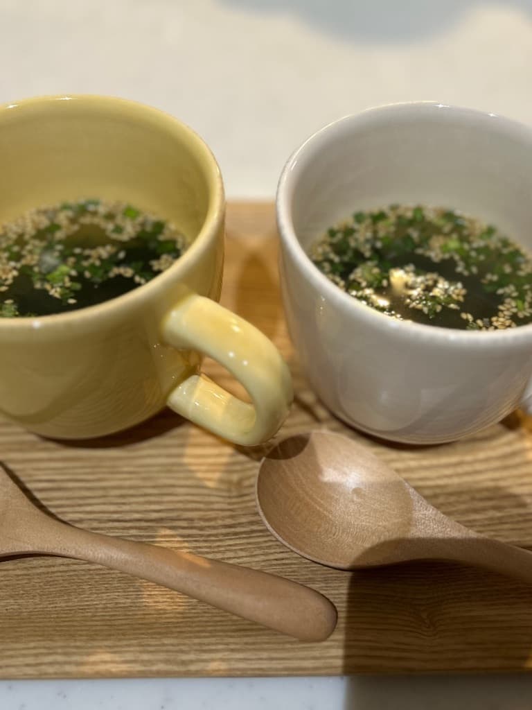 momo.さんの「212 KITCHEN STORE｜オーガニック カップ 380ml WH ＜KINTO キントー＞」を使ったコーディネート
