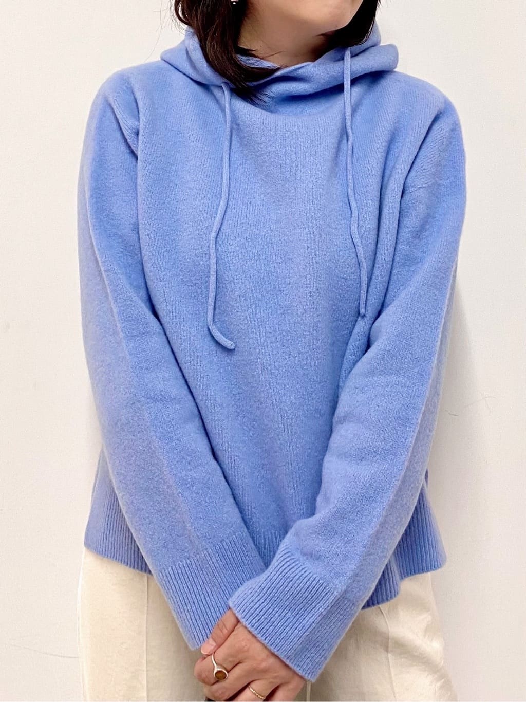 Sawaguchiさんの「DRESSTERIOR｜◆【ウォッシャブル/ウエストゴム】サテンイージーパンツ」を使ったコーディネート