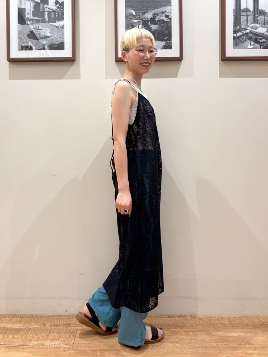 Ayumiさんの「SHOO･LA･RUE｜【S-LL】レースキャミワンピース」を使ったコーディネート