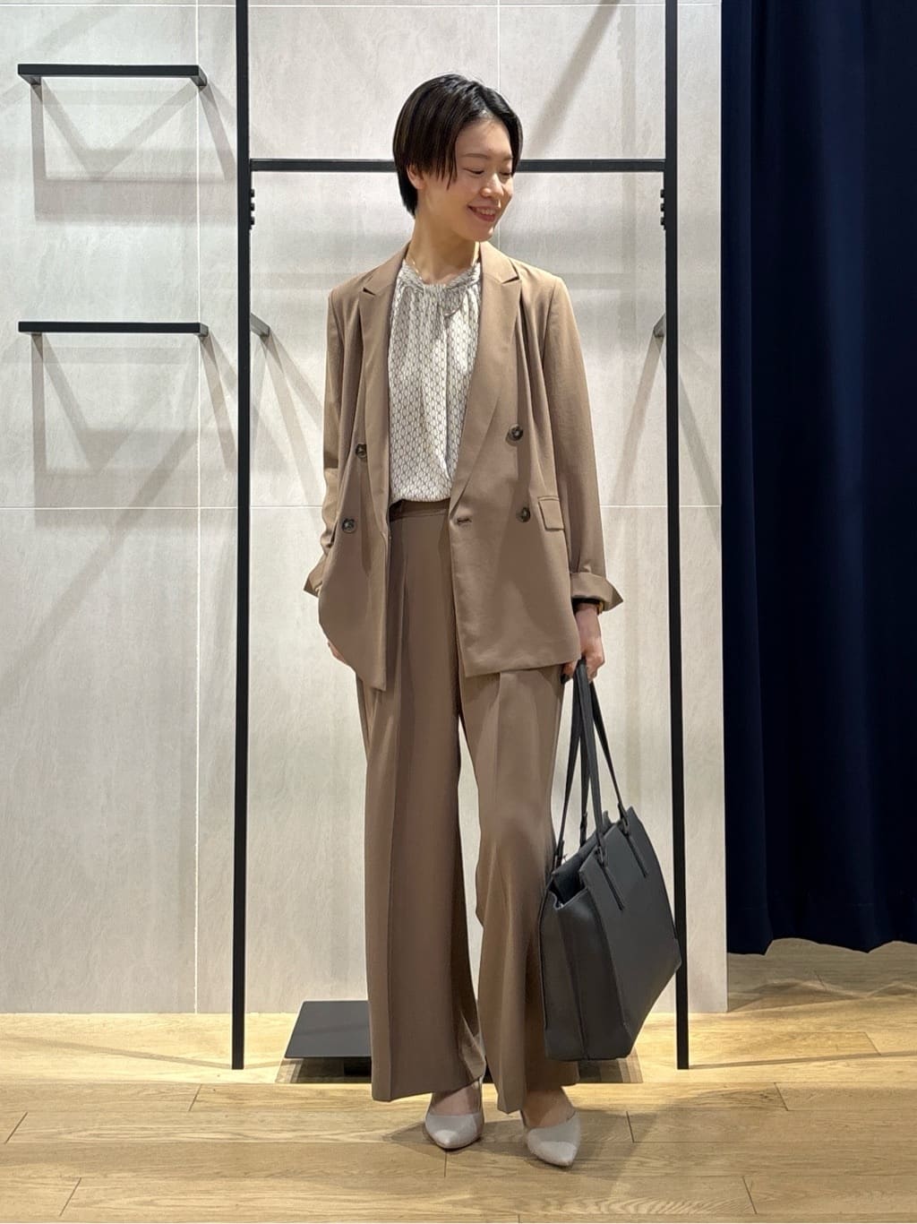 kanaeさんの「INDIVI｜【軽く羽織れる！】ダブルジャケット」を使ったコーディネート