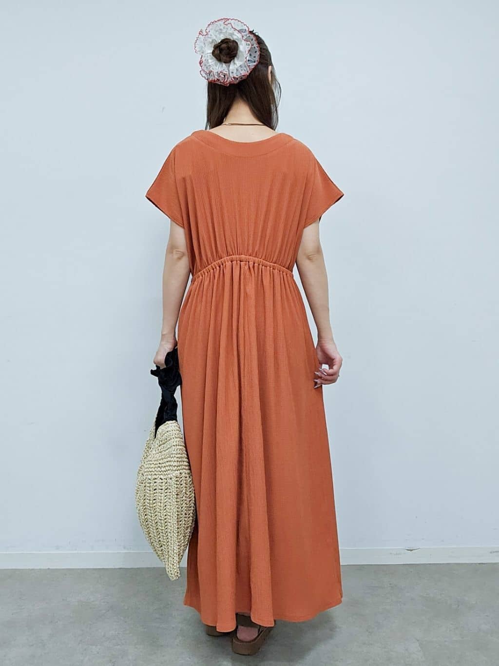 ゆゆさんの「SHOO･LA･RUE｜【前後2WAY】さらりと大人上品に 楊柳フレンチワンピース」を使ったコーディネート