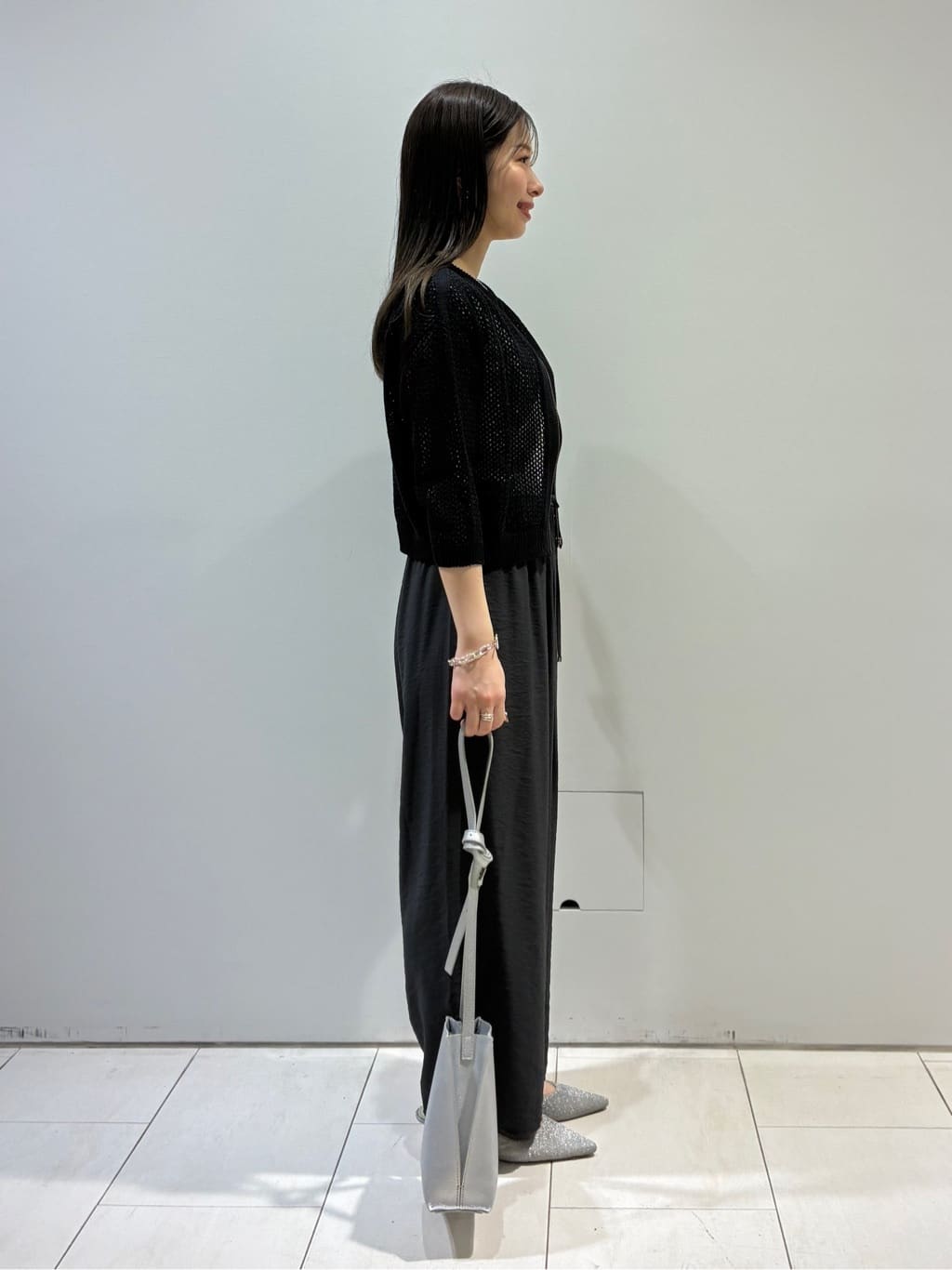 KAOさんの「INDIVI｜【日本製】ビスチェインナータンクトップ」を使ったコーディネート