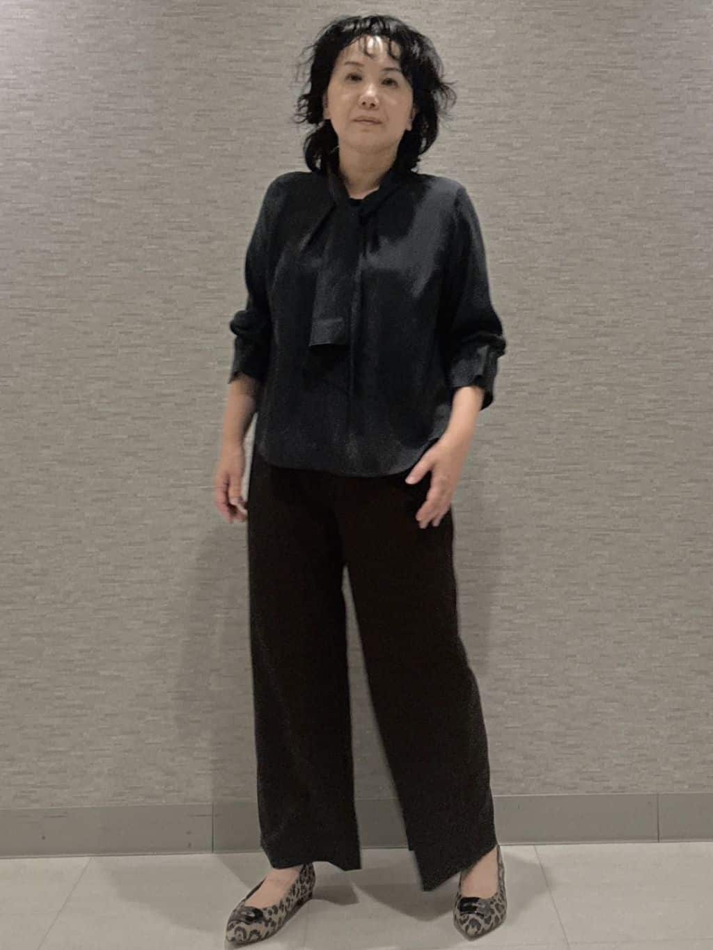 KOJIMAさんの「Reflect｜【すっきりシルエット】ワイドクロップドパンツ」を使ったコーディネート